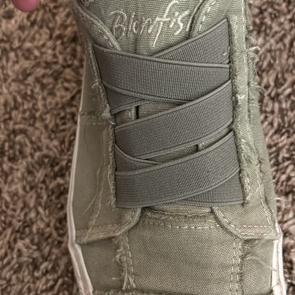 Blowfish Green Slip on Sneakers - Picture 2 of 4